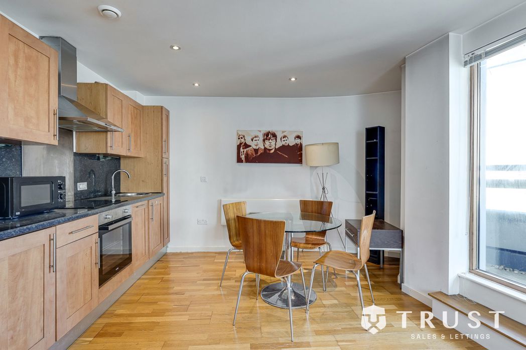 Property image 7 of 46