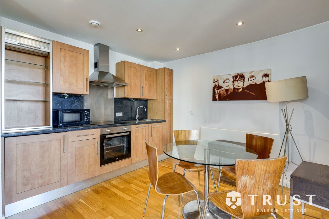 Property image 27 of 46