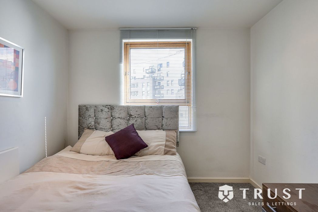 Property image 35 of 46