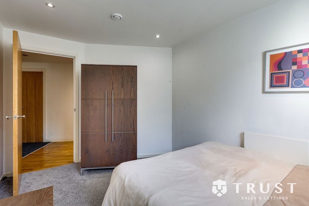 Property image 37 of 46