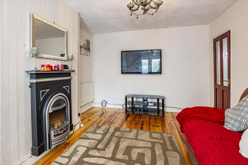 Property image 4 of 15