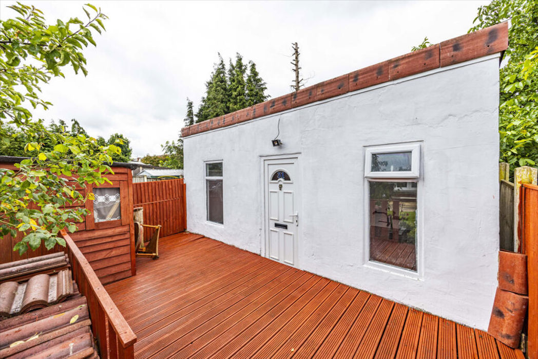Property image 12 of 15