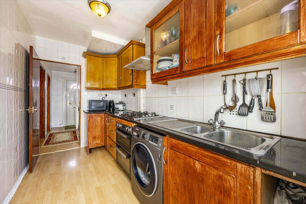 Property image 2 of 15