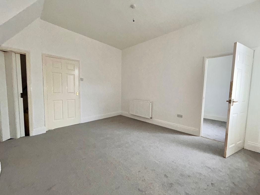 Property image 5 of 14