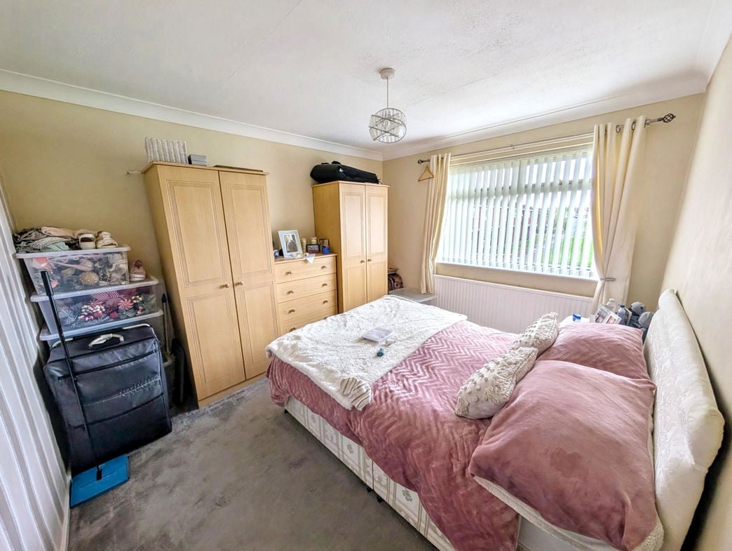 Property image 7 of 9