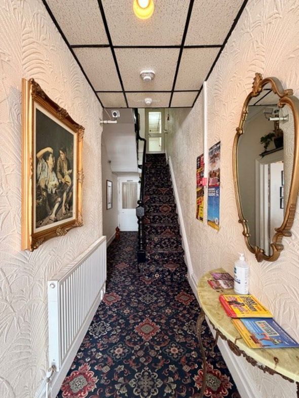 Property image 4 of 23
