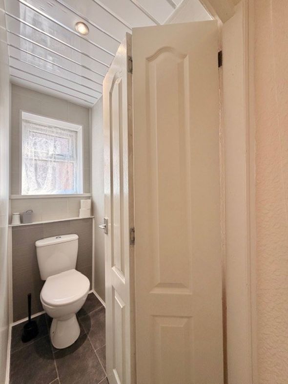 Property image 21 of 23