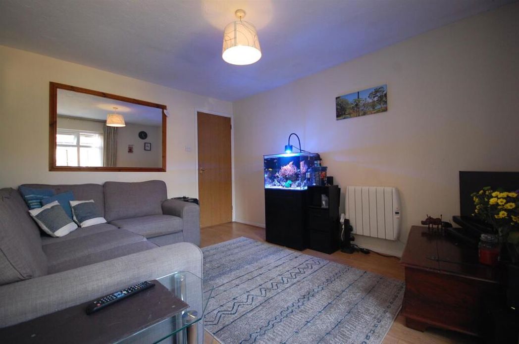 Property image 2 of 9