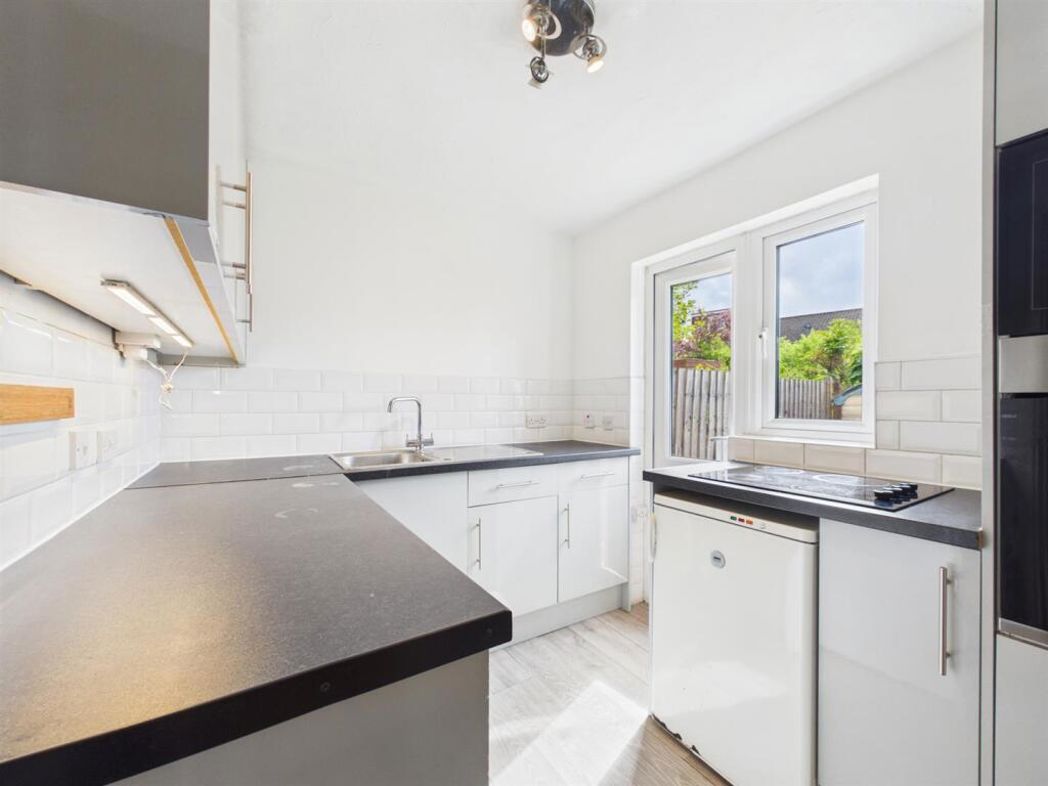 Property image 3 of 9