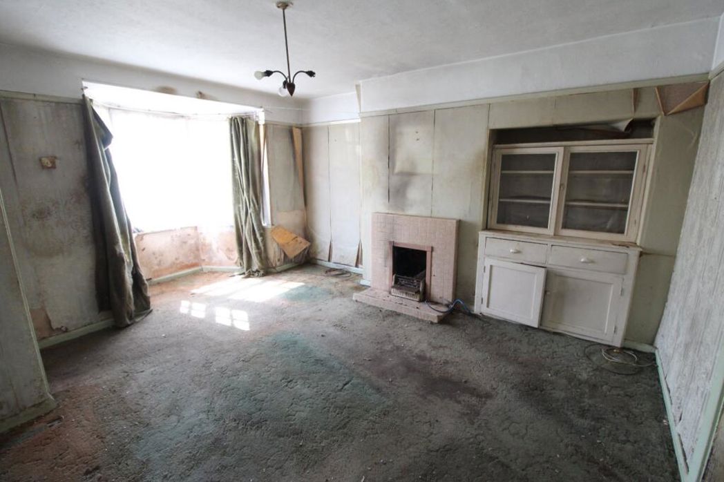 Property image 2 of 10