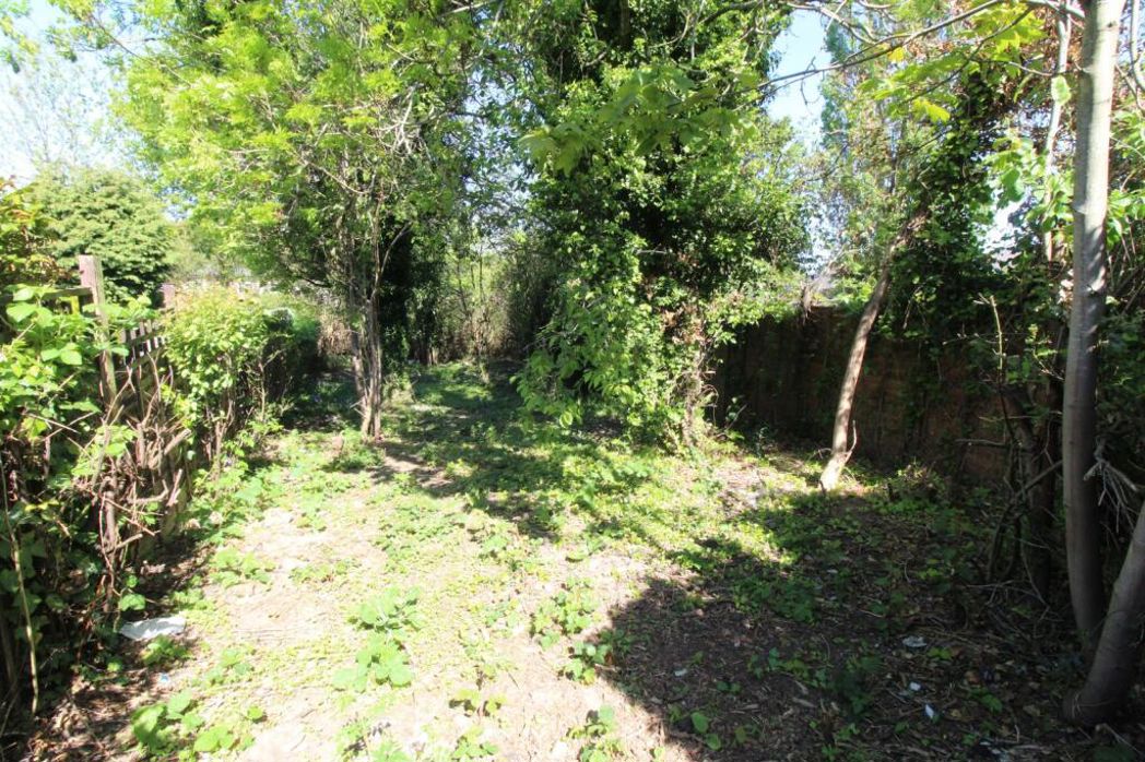 Property image 10 of 10
