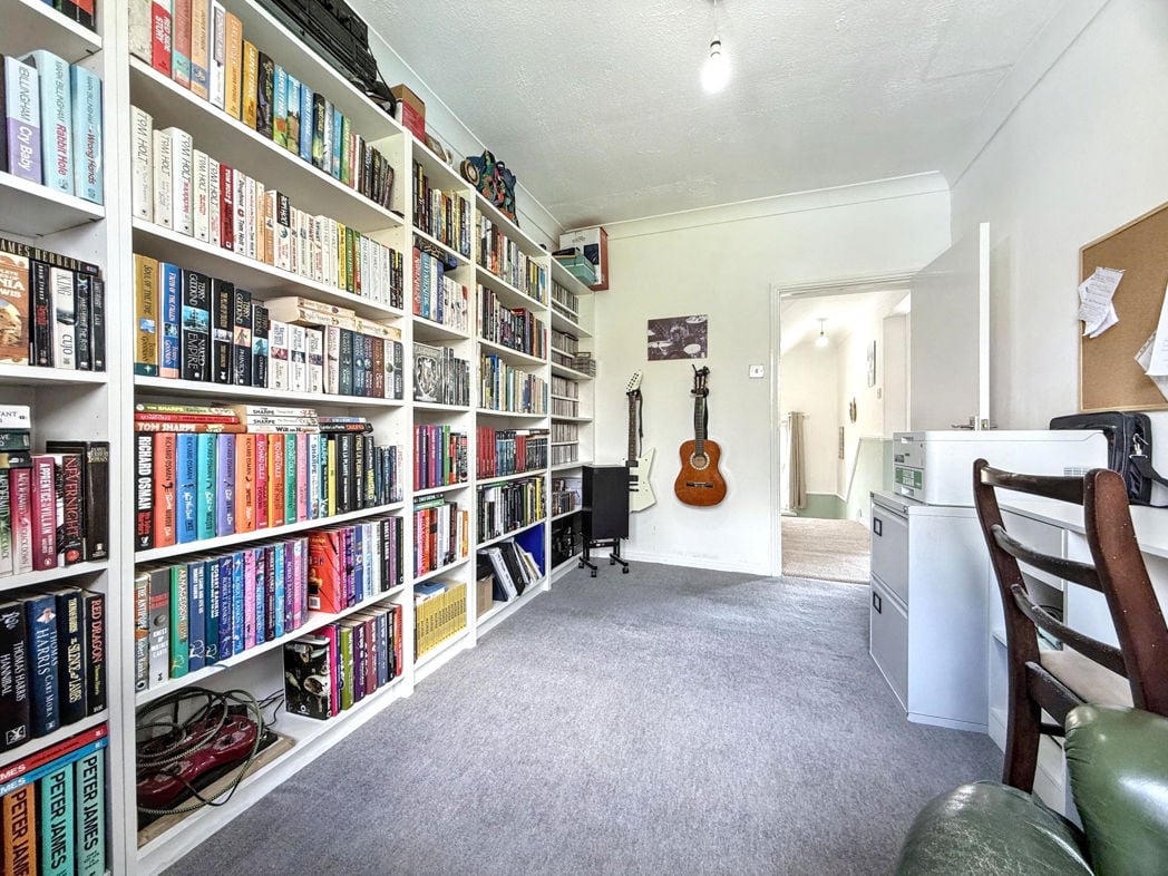 Property image 19 of 25
