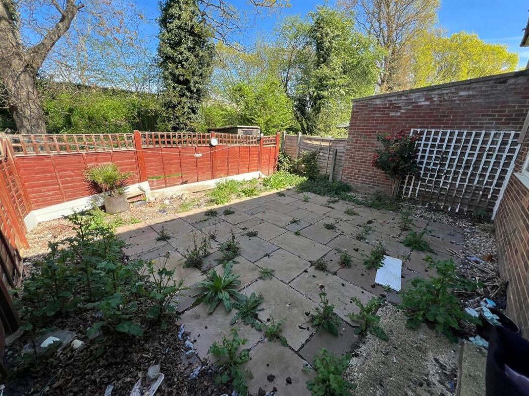 Property image 5 of 21