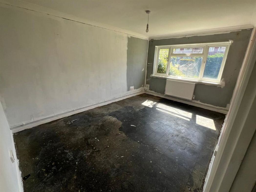 Property image 14 of 21