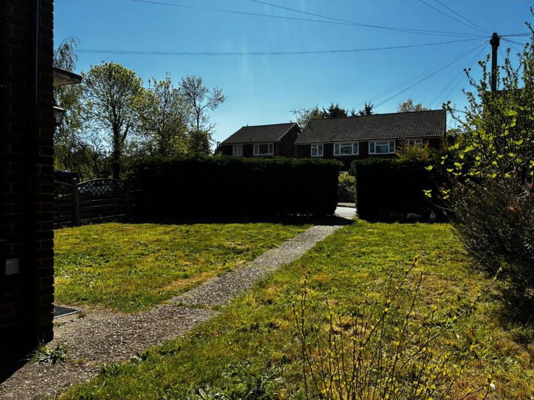 Property image 3 of 21