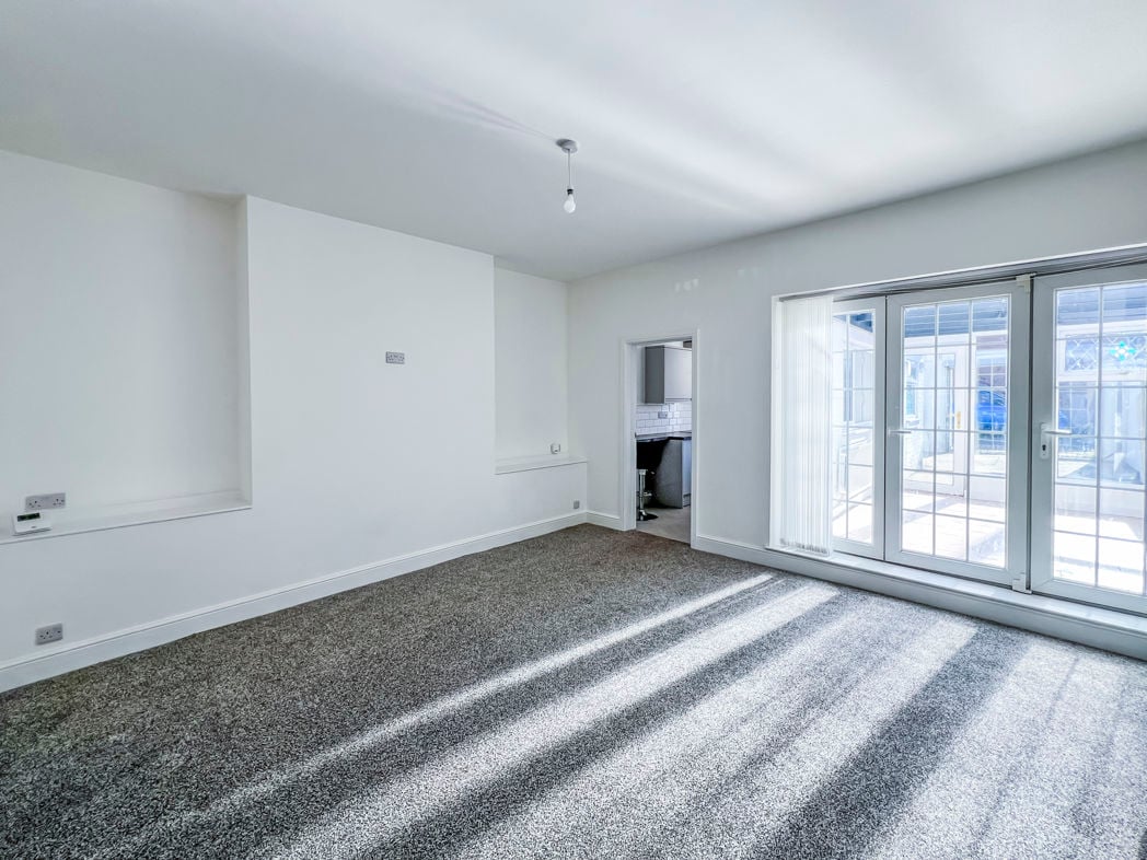 Property image 2 of 28