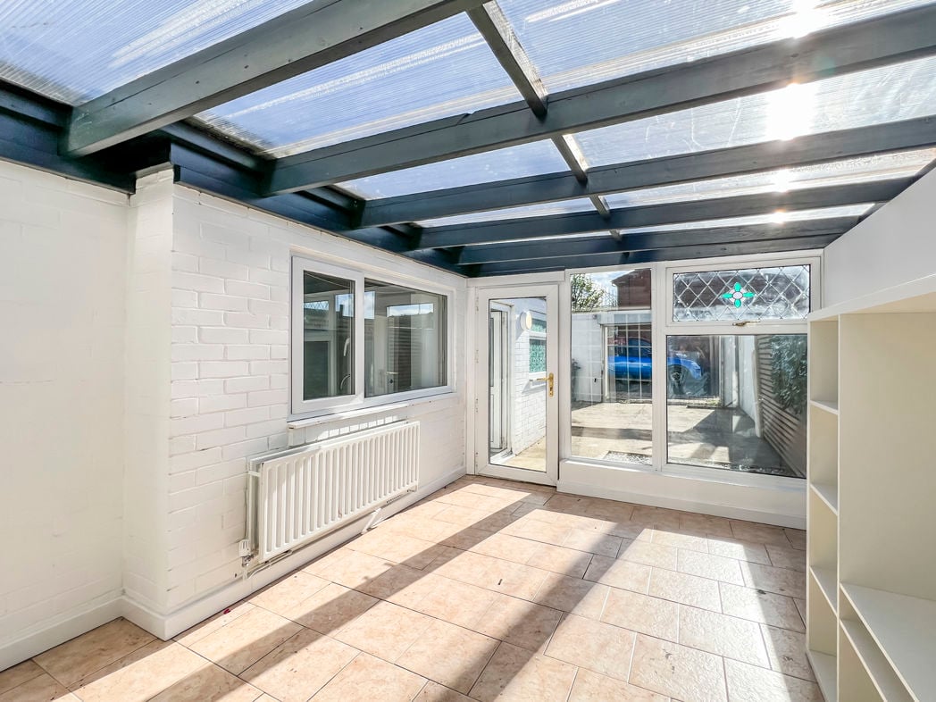 Property image 10 of 28
