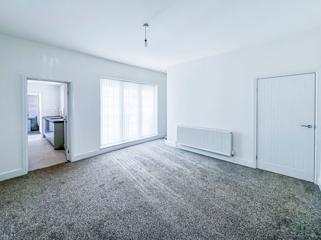 Property image 6 of 28