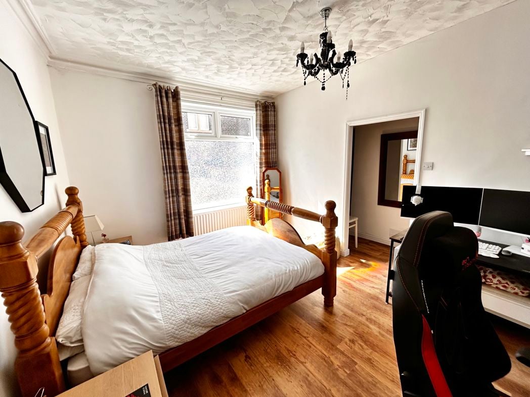 Property image 3 of 15