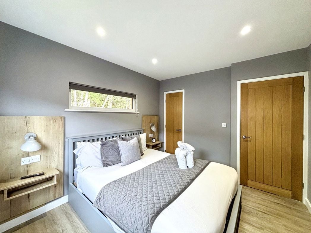 Property image 12 of 24