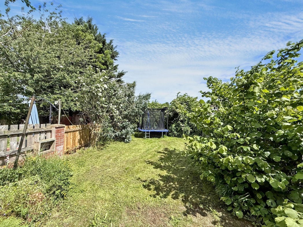 Property image 2 of 3