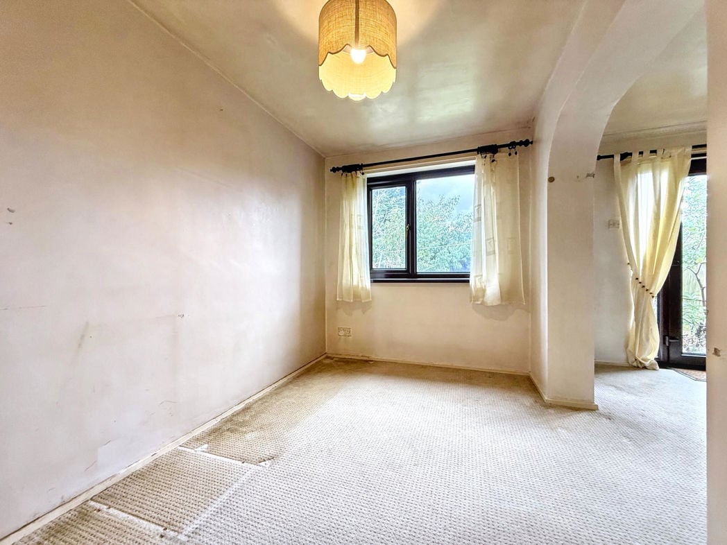 Property image 4 of 16