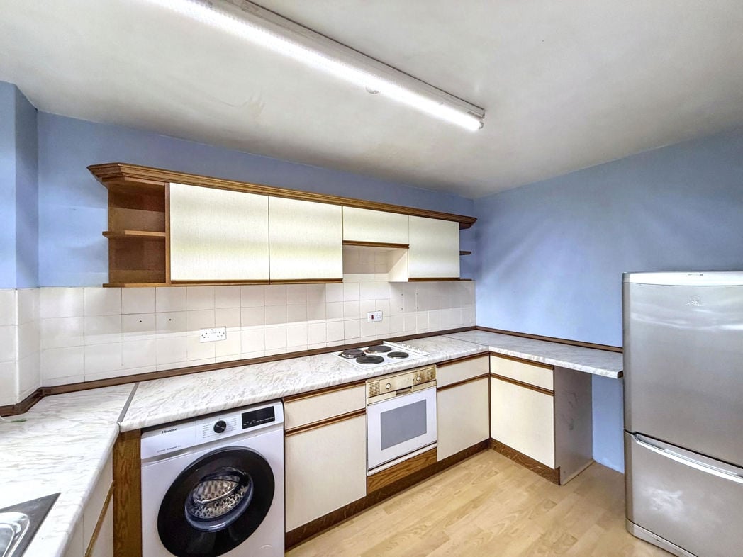 Property image 6 of 16