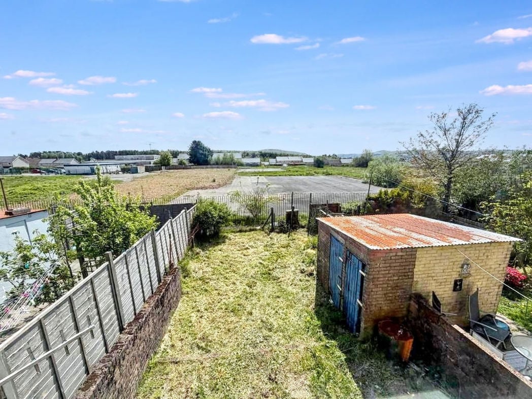 Property image 11 of 11