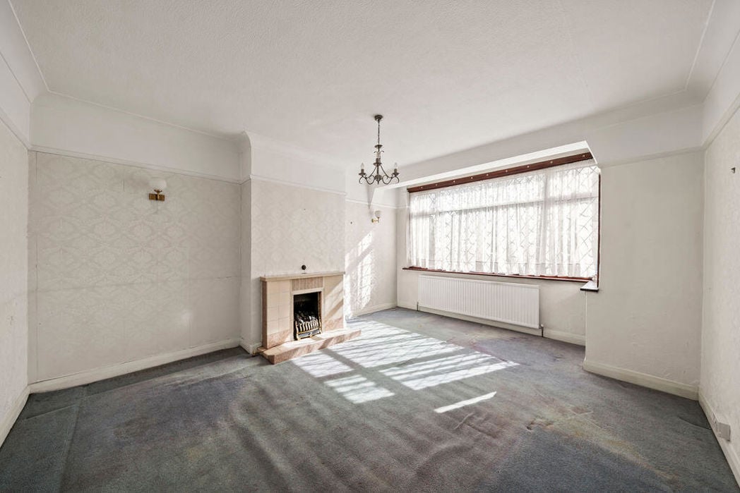 Property image 2 of 14