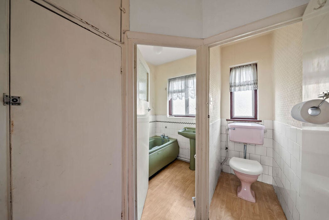 Property image 11 of 14