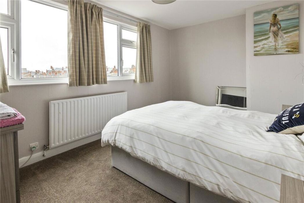 Property image 3 of 28