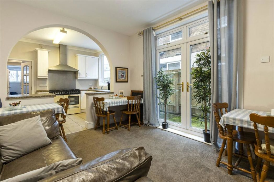 Property image 4 of 28