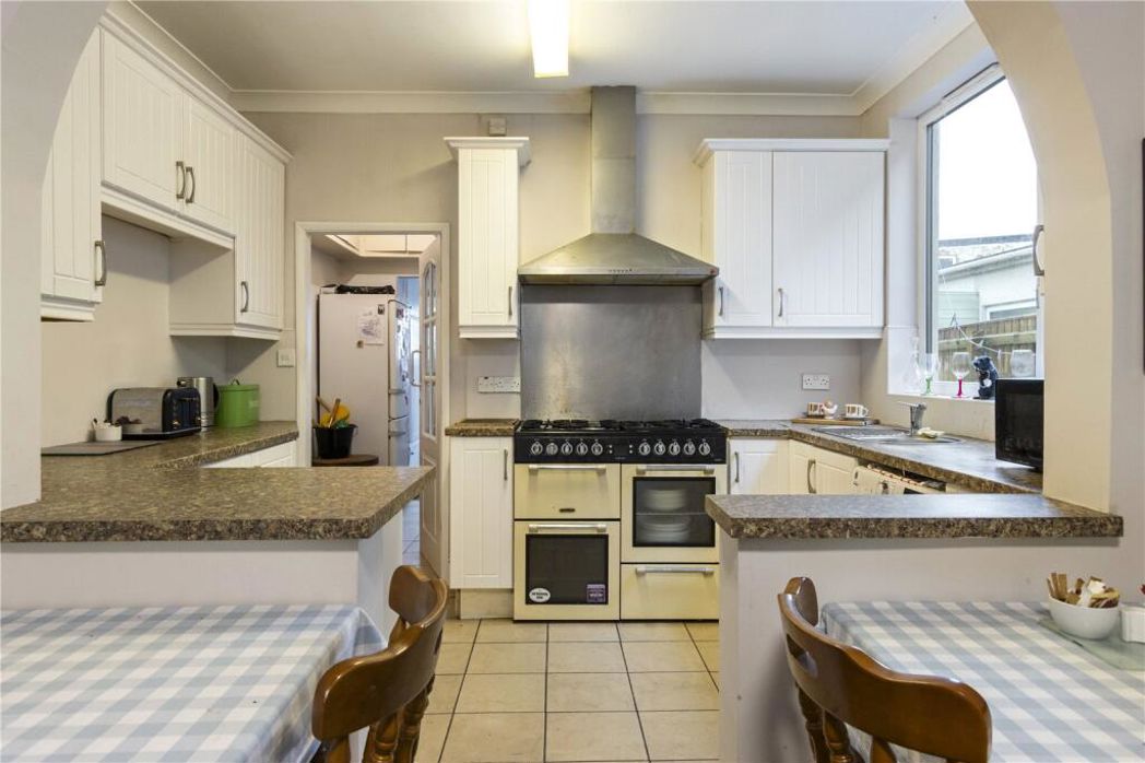 Property image 8 of 28