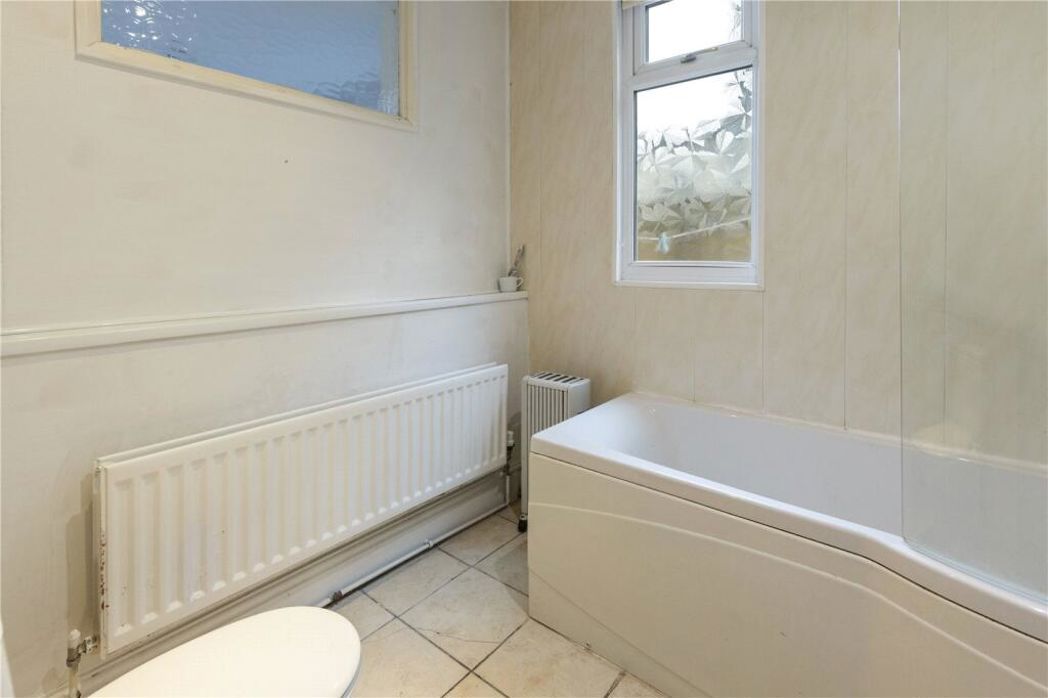 Property image 9 of 28