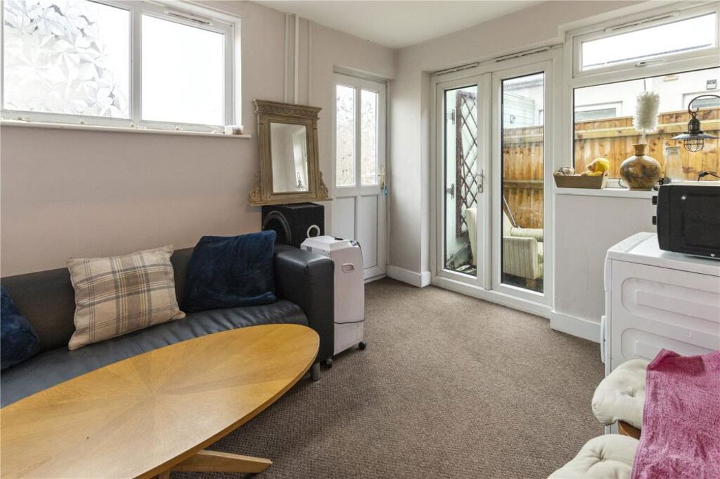 Property image 13 of 28