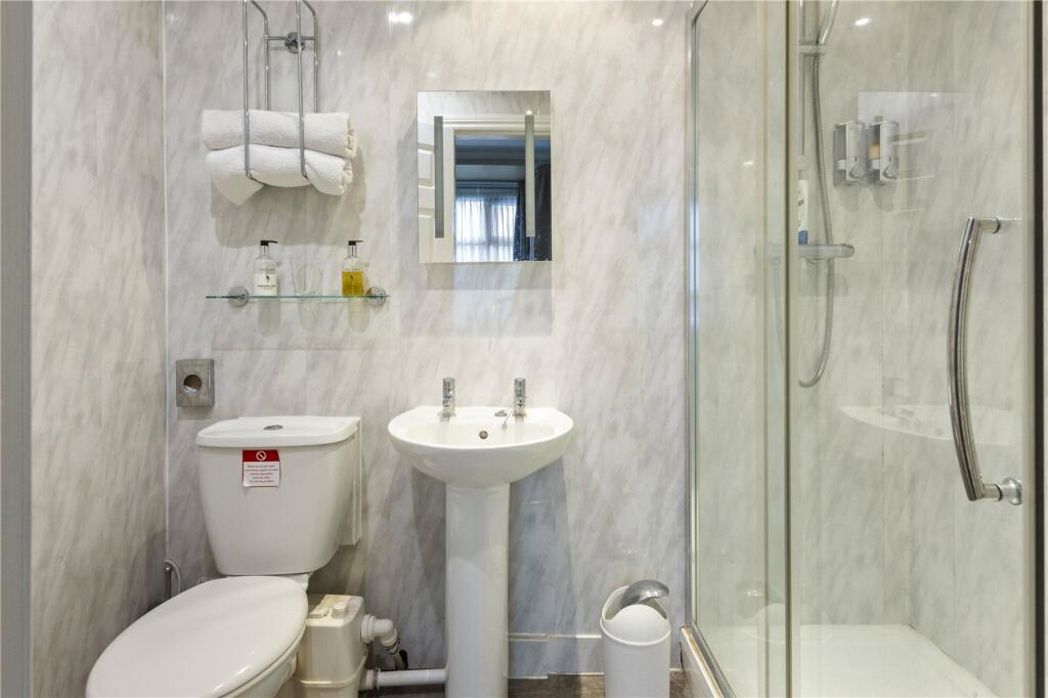 Property image 24 of 28