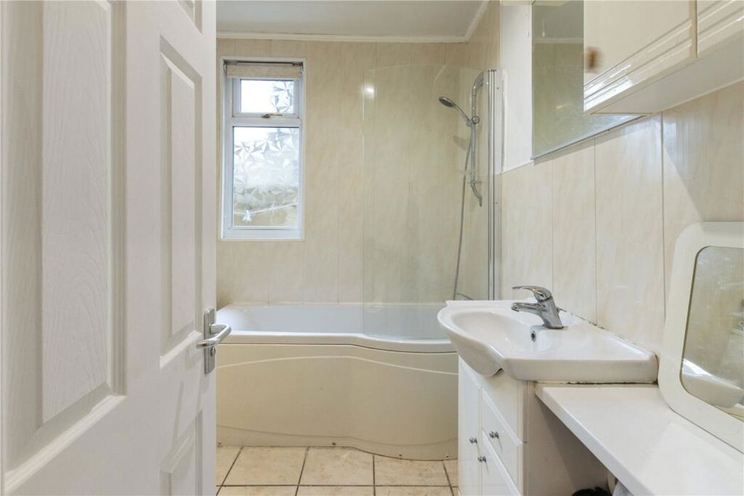 Property image 27 of 28