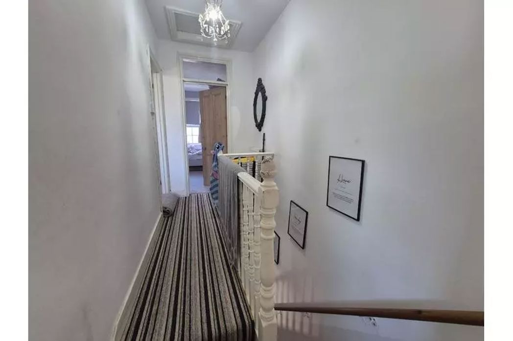 Property image 10 of 11