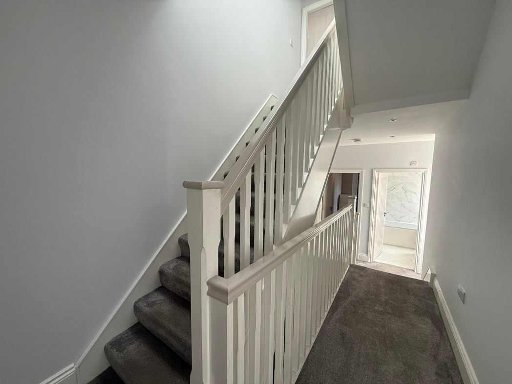 Property image 6 of 15