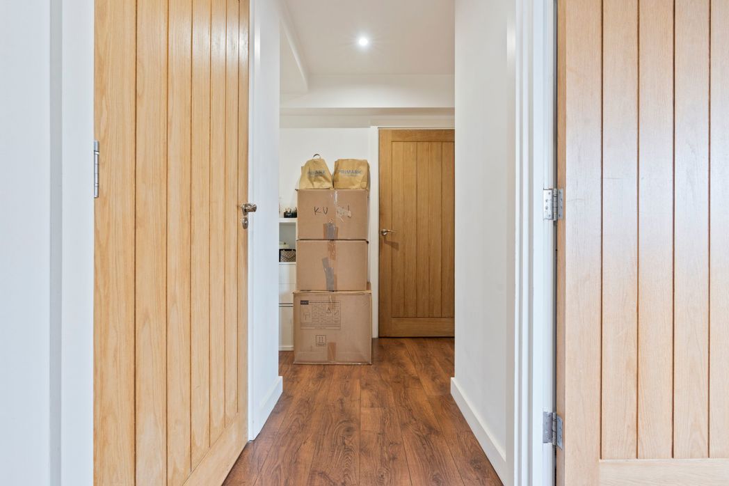Property image 35 of 42