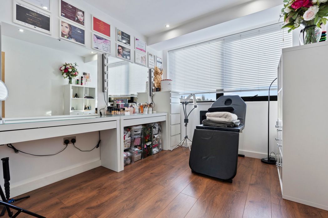 Property image 36 of 42