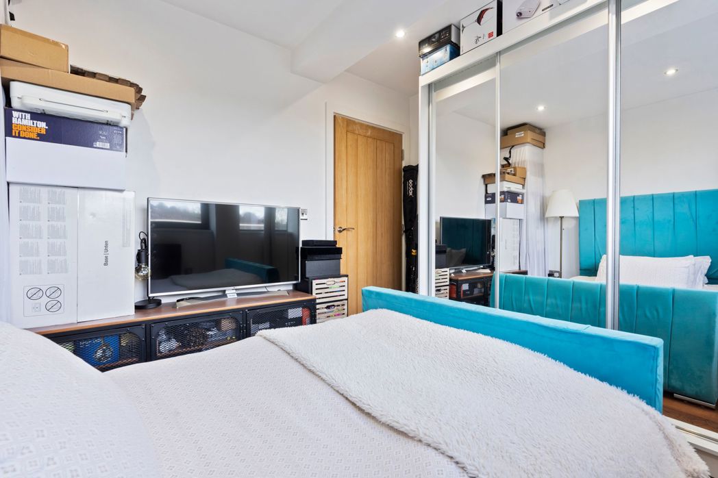 Property image 39 of 42