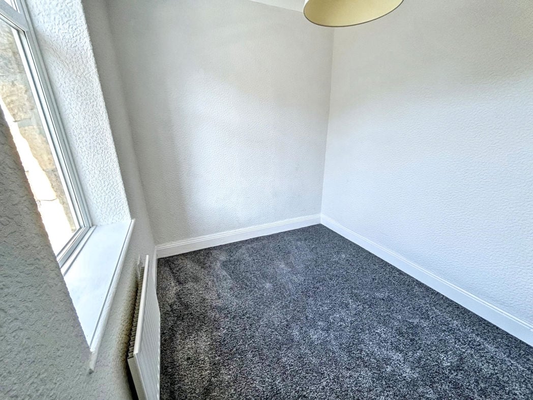 Property image 7 of 10