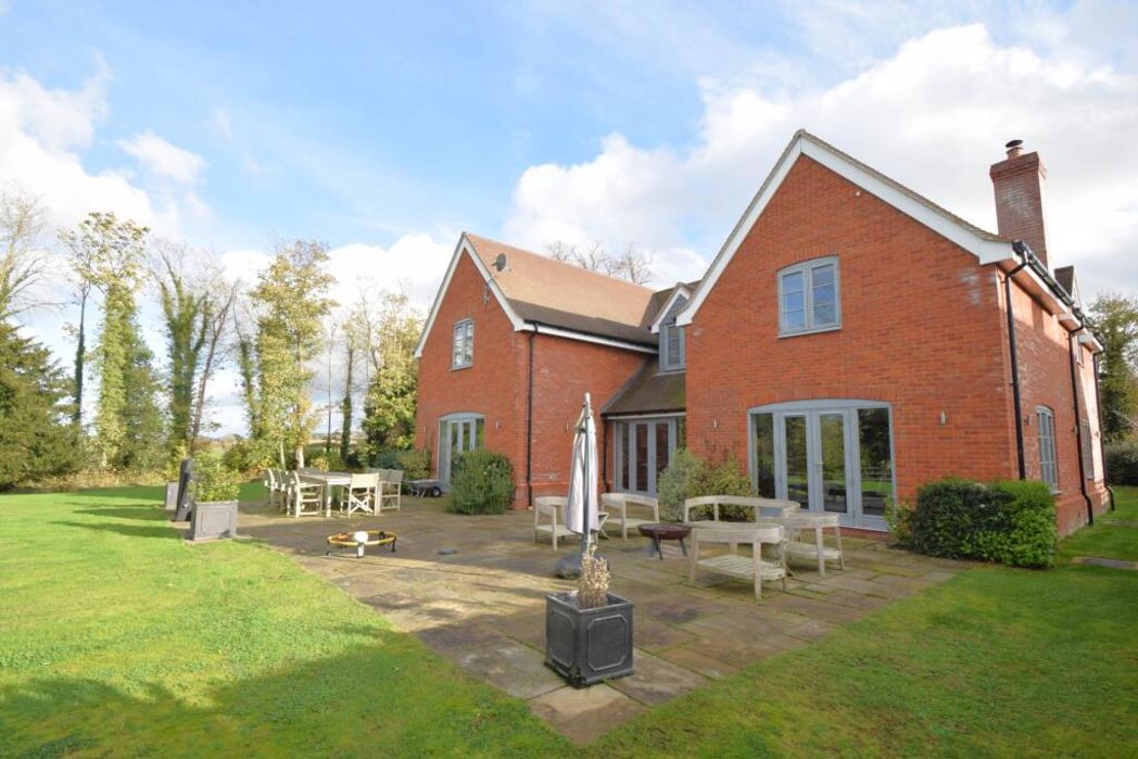 Property image 16 of 19