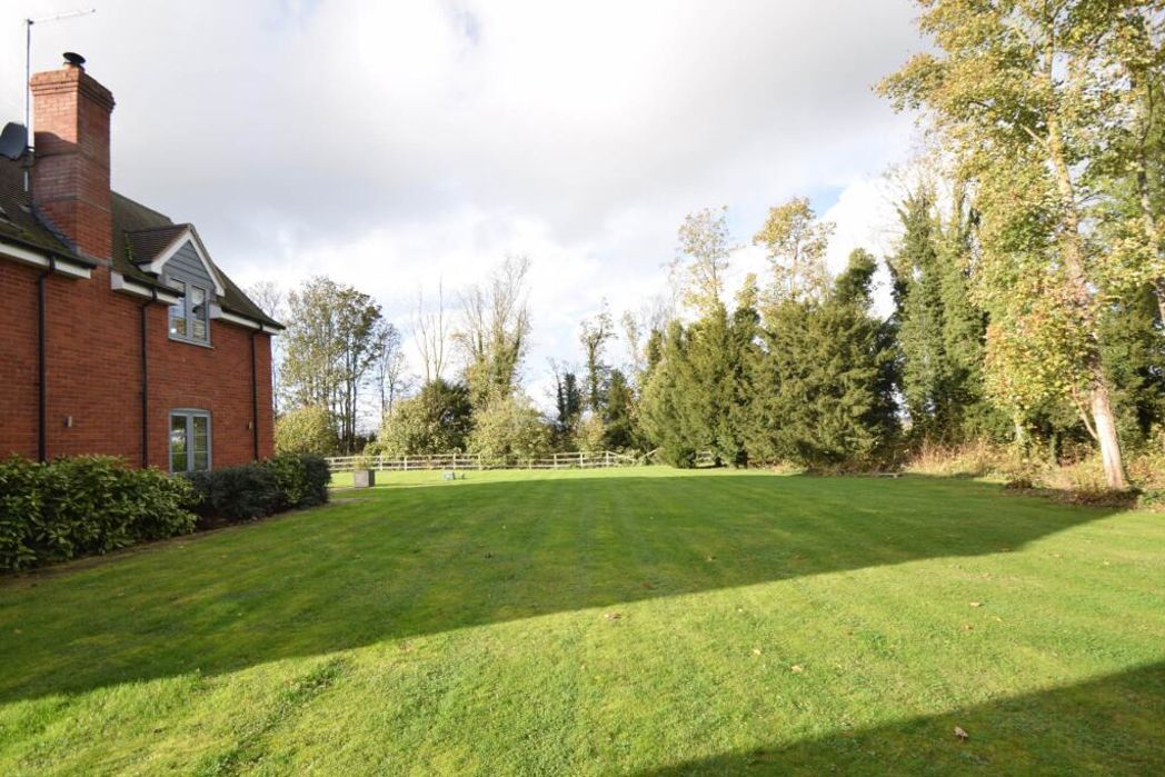 Property image 17 of 19