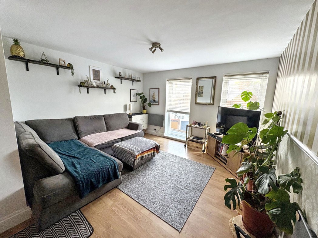 Property image 2 of 22