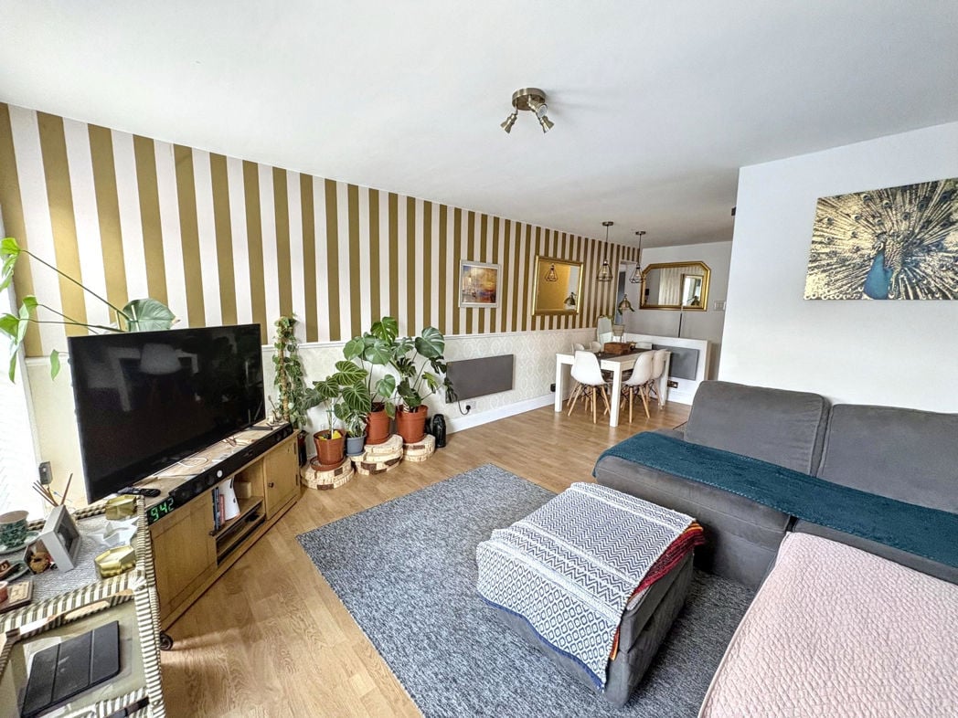 Property image 4 of 22