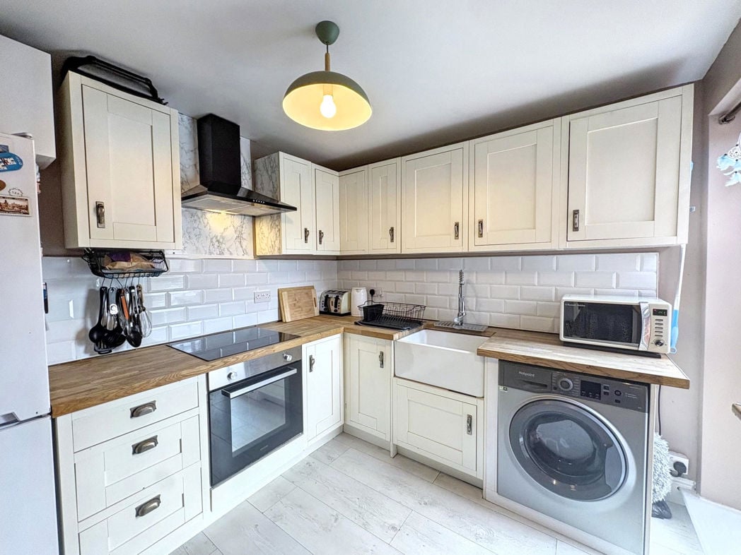 Property image 3 of 22