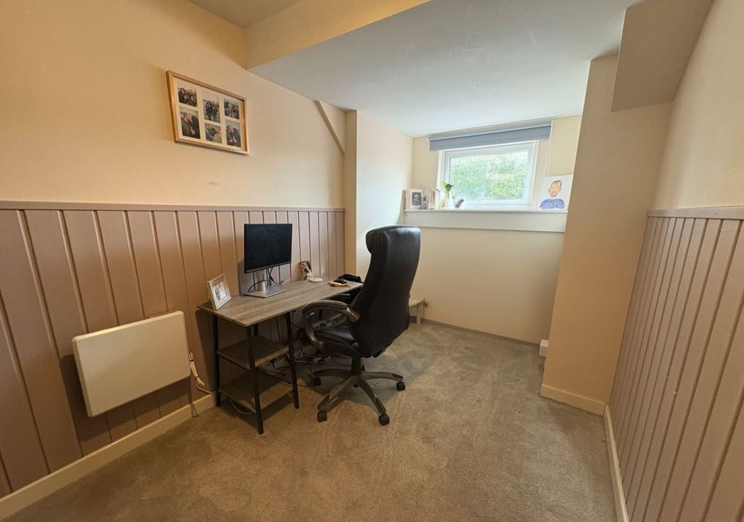 Property image 13 of 22