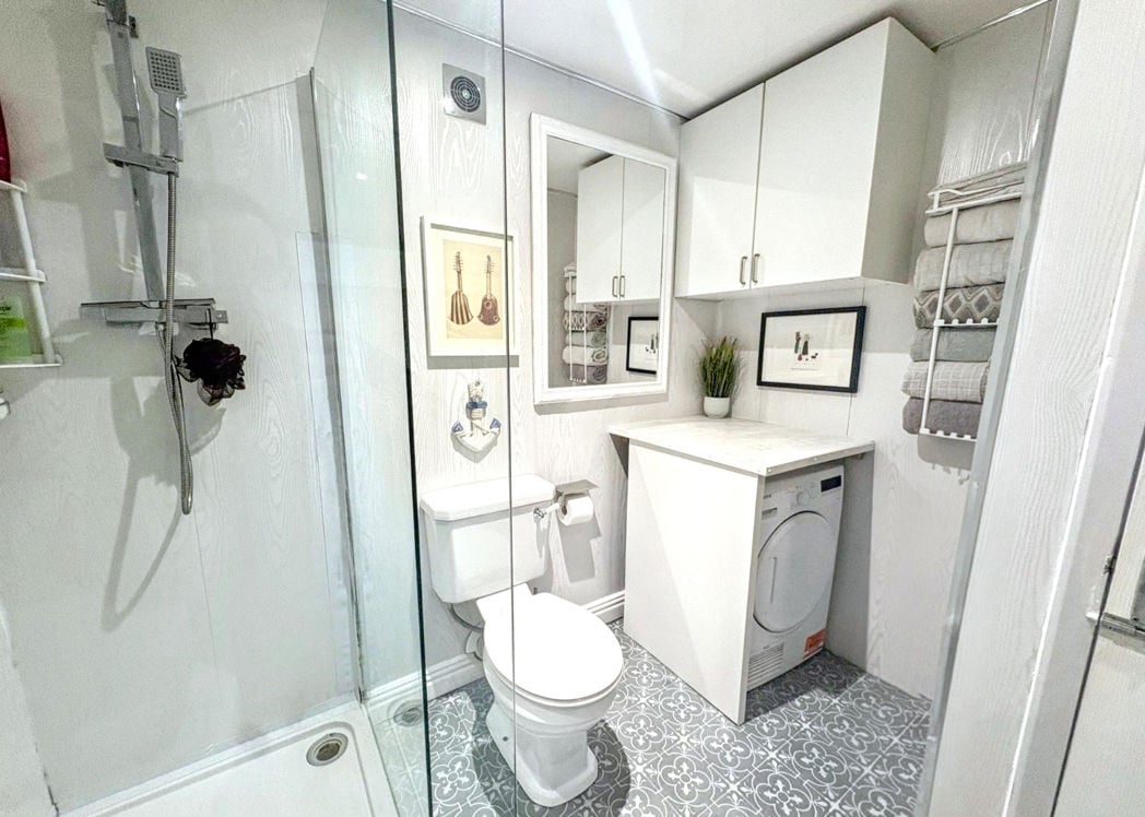 Property image 14 of 22